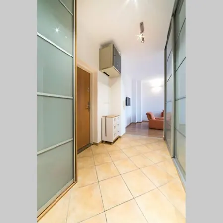 Apartment Przyjazne Mieszkanie W Kamienicy Blisko Centrum *