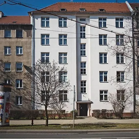 Przyjazne Mieszkanie W Kamienicy Blisko Centrum Apartment
